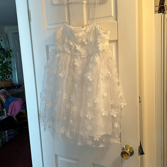 White Dress - Picture 2 of 2